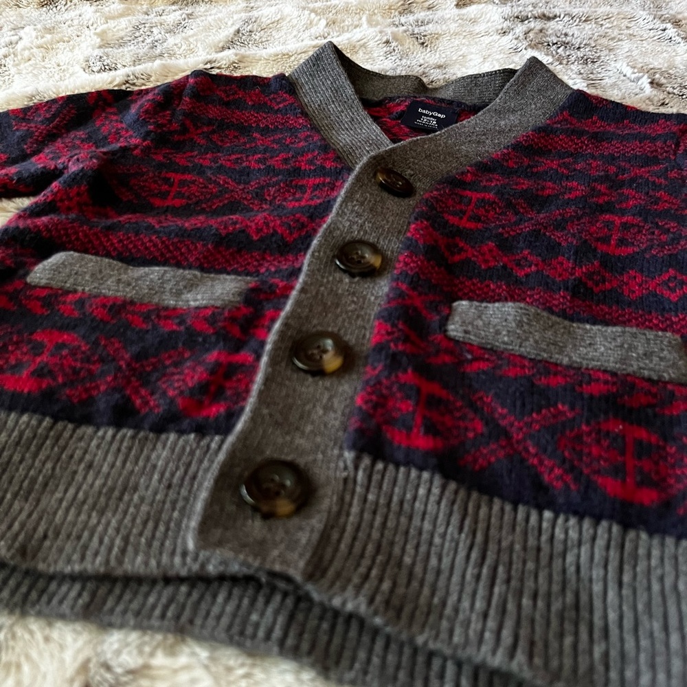 babyGAP Sweater (boys) 12-18 month - Picture 2 of 4
